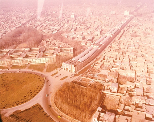 «آقاجان» و آن کوچه بی نام