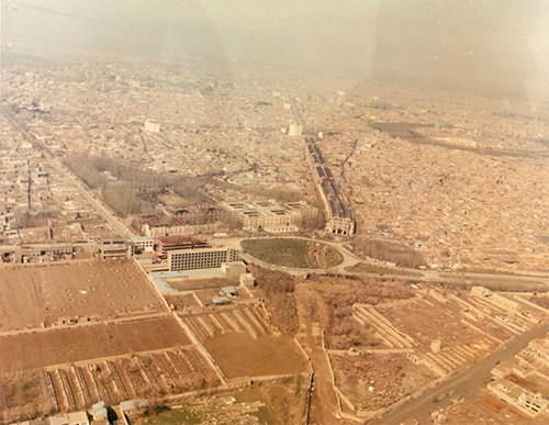 «آقاجان» و آن کوچه بی نام