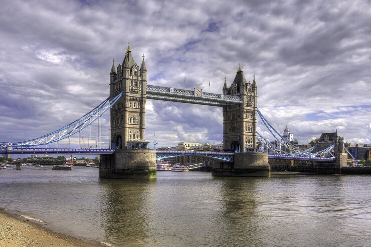 عملیات پل لندن چیست و آیا با مرگ ملکه انگلیس آغاز شده است؟