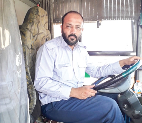 خدمت به مهمانان سرزمین کربلا خدمت به مهمانان سرزمین کربلا