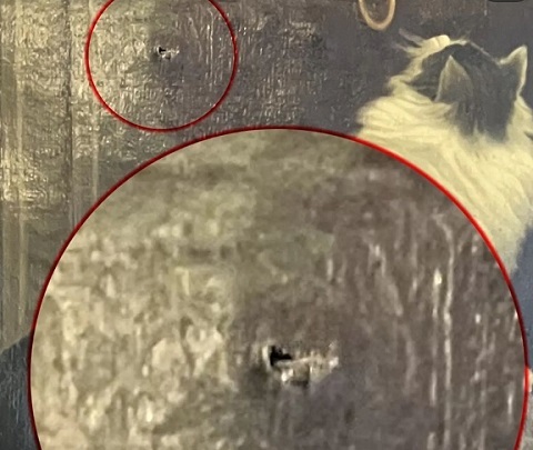 تابلو کمالالملک در کاخ گلستان با میخ پاره شد + عکس تابلو کمالالملک در کاخ گلستان با میخ پاره شد + عکس