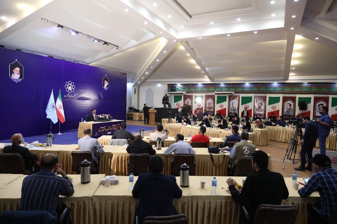 شهردار مشهدمقدس: سیاست شهرداری اتمام پروژههای نیمهتمام است| شهرداری به کمک اسکان زائران دهه آخر صفر میآید شهردار مشهدمقدس: سیاست شهرداری اتمام پروژههای نیمهتمام است| شهرداری به کمک اسکان زائران دهه آخر صفر میآید