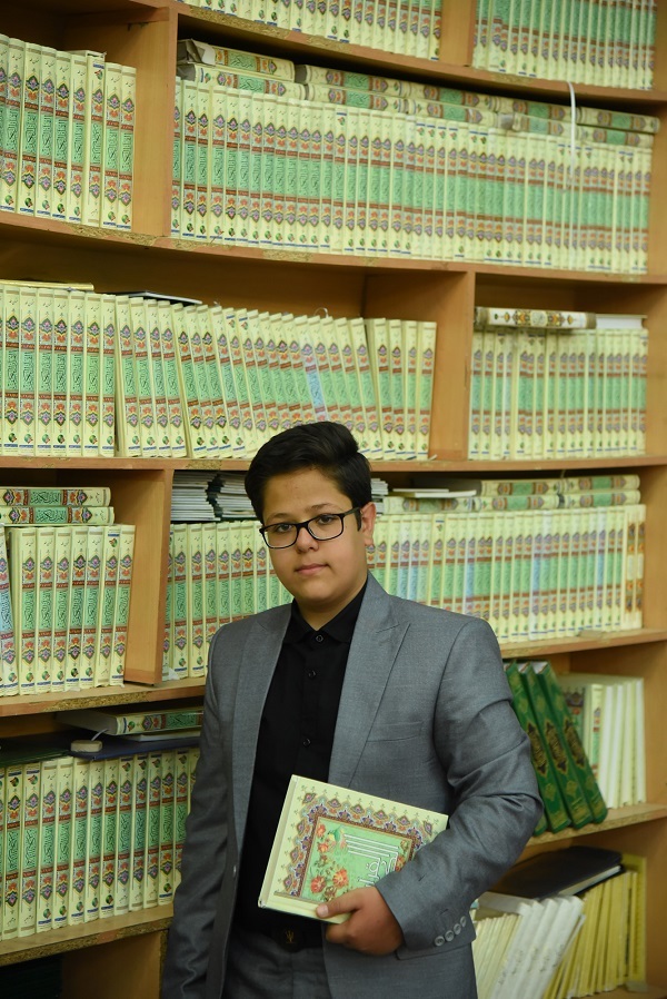 گفتوگو با پارسا نوکندی، کودک قاری مطرح قرآن و خادم حرم رضوی گفتوگو با پارسا نوکندی، کودک قاری مطرح قرآن و خادم حرم رضوی