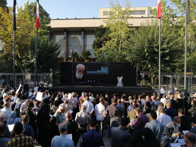 برگزاری مراسم تشییع هوشنگ ابتهاج در تهران| خاکسپاری &laquo;سایه&raquo; در رشت فردا برگزار می&zwnj;شود