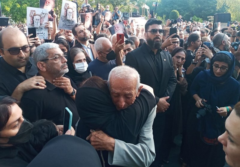 پیکر «سایه» در سرزمین مادری آرام گرفت + تصاویر پیکر «سایه» در سرزمین مادری آرام گرفت + تصاویر