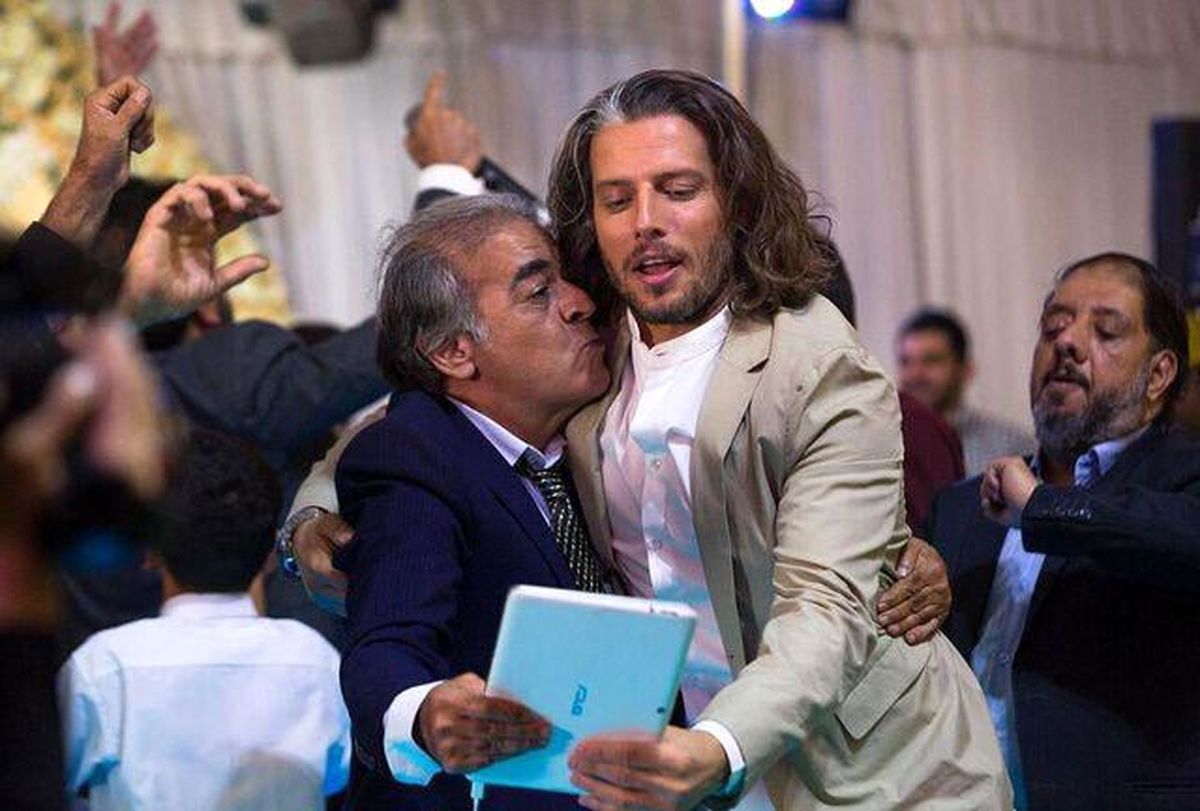 فروش فیلم کمدی «چند میگیری گریه کنی ۲» از مرز ۹میلیارد تومان گذشت فروش فیلم کمدی «چند میگیری گریه کنی ۲» از مرز ۹میلیارد تومان گذشت