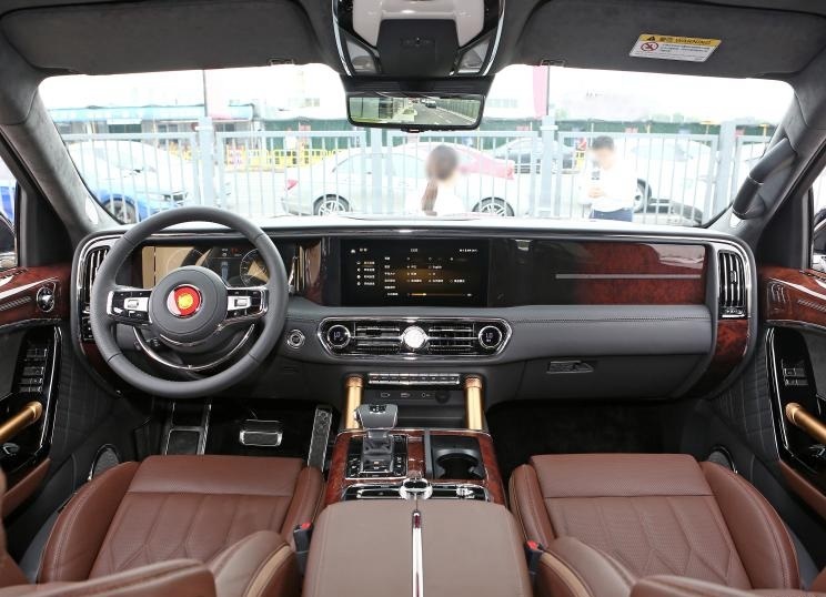 شاسی بلند فوق لوکس چینی را بیشتر بشناسید + تصاویر