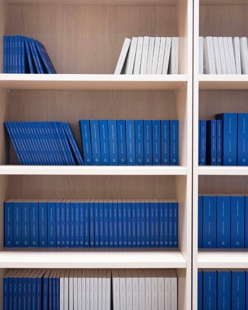 درباره انتشارات کوچکی که خانه برندگان نوبل است