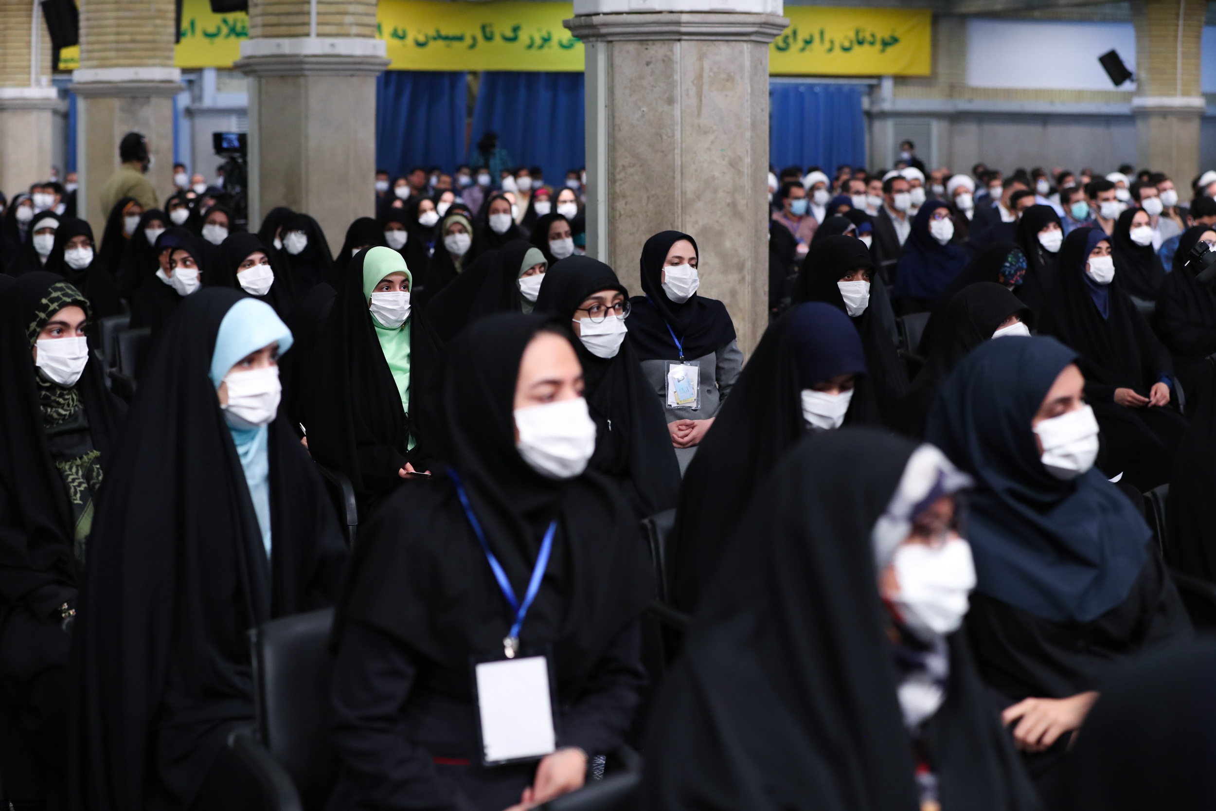 دیدار جمعی از نخبگان جوان و استعداد‌های برتر با رهبر انقلاب