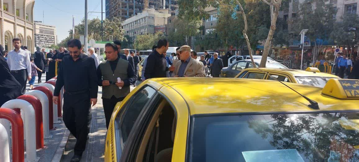 بازدید نظارتی شهردار مشهدمقدس از خطوط تاکسیرانی اطراف حرم مطهر رضوی