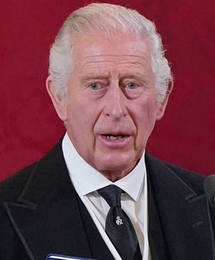 پادشاه جدید انگلیس، ۸ عادت و علاقه عجیب و جالب دارد