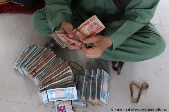 آمریکا از چاپ اسکناسهای تازه برای افغانستان در سوئیس خبرداد آمریکا از چاپ اسکناسهای تازه برای افغانستان در سوئیس خبرداد