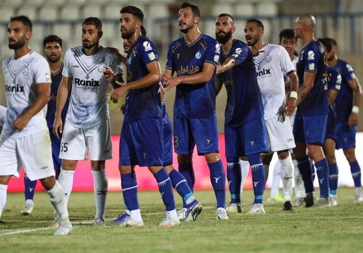 دو بازیکن استقلال در نیم فصل از این تیم جدا خواهند شد.