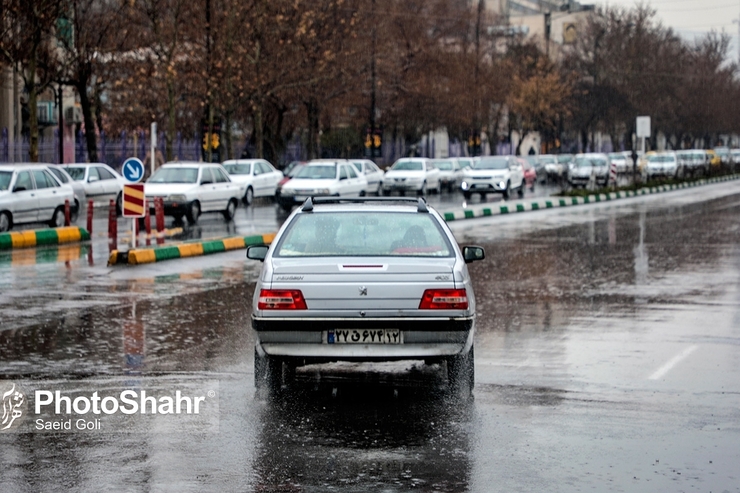 تداوم بارش‌ها در خراسان رضوی و مشهد (١١ آبان‌ماه ١۴٠١)