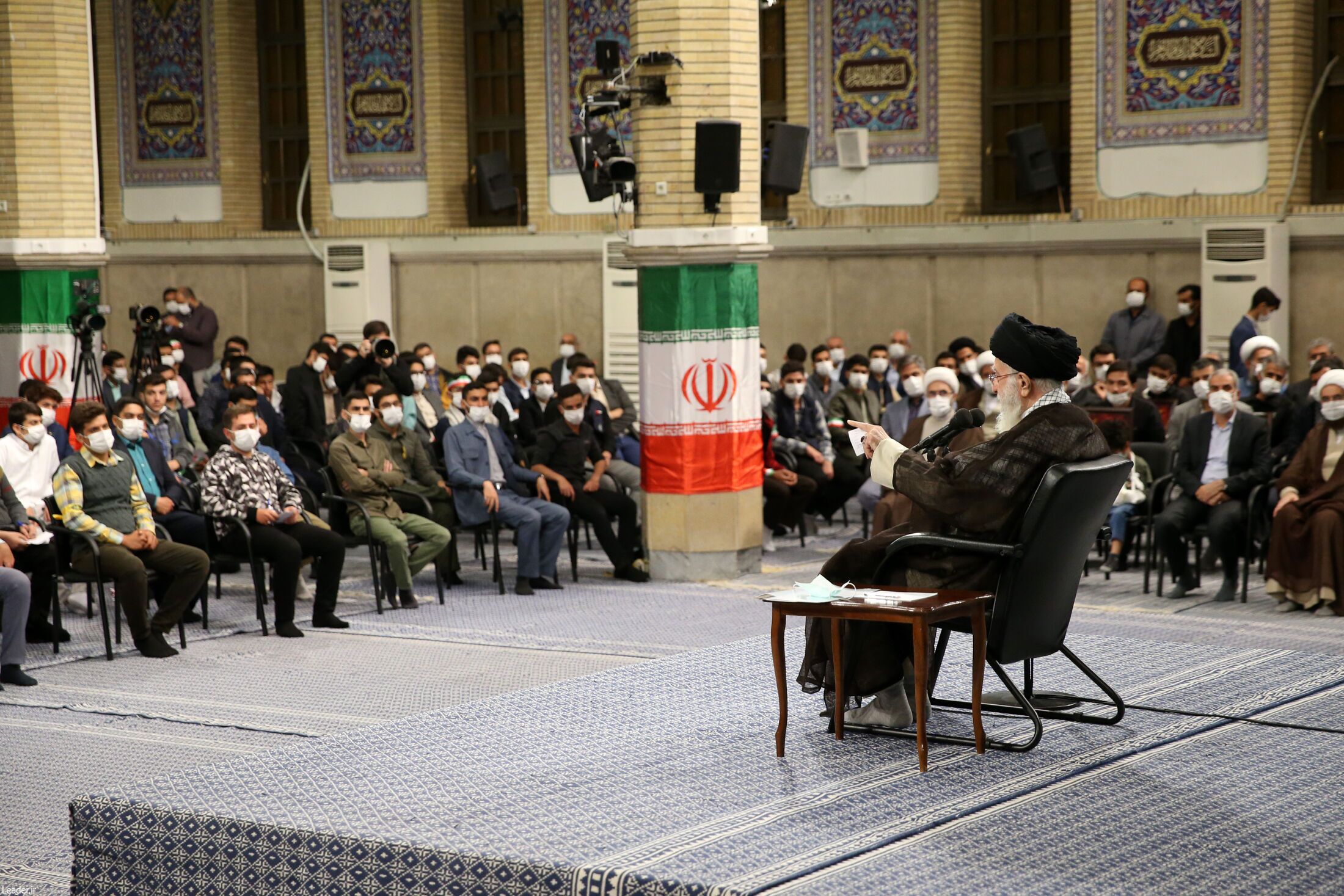 رهبر انقلاب: اتفاقات اخیر جنگ ترکیبی بود نه صرفاً اغتشاش خیابانی| هرگز شهادت شهید سلیمانی را فراموش نخواهیم کرد+ فیلم و عکس رهبر انقلاب: اتفاقات اخیر جنگ ترکیبی بود نه صرفاً اغتشاش خیابانی| هرگز شهادت شهید سلیمانی را فراموش نخواهیم کرد+ فیلم و عکس