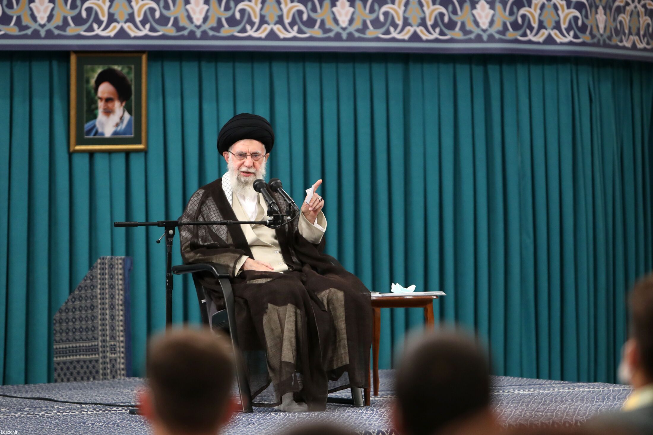 رهبر انقلاب: اتفاقات اخیر جنگ ترکیبی بود نه صرفاً اغتشاش خیابانی| هرگز شهادت شهید سلیمانی را فراموش نخواهیم کرد+ فیلم و عکس رهبر انقلاب: اتفاقات اخیر جنگ ترکیبی بود نه صرفاً اغتشاش خیابانی| هرگز شهادت شهید سلیمانی را فراموش نخواهیم کرد+ فیلم و عکس