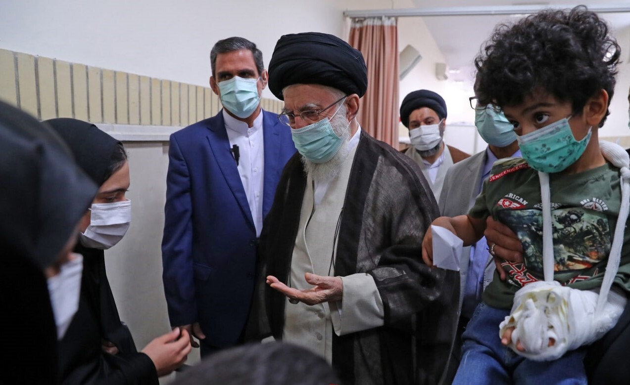 دیدار آرتین سرایداران با رهبر انقلاب+ فیلم و عکس دیدار آرتین سرایداران با رهبر انقلاب+ فیلم و عکس