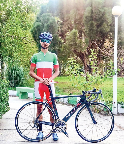 چون در مشهد تیم نداریم به تبریز رفتم! چون در مشهد تیم نداریم به تبریز رفتم!