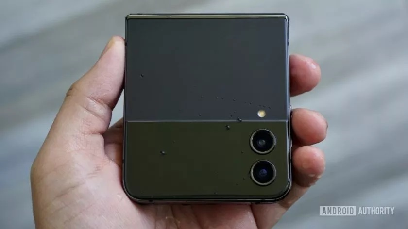 مهمترین معایب گوشیهای تاشو چیست؟ مهمترین معایب گوشیهای تاشو چیست؟