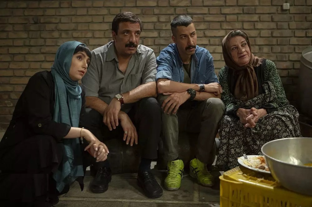 فروش «سگ بند» در گیشه از رونق افتاد! فروش «سگ بند» در گیشه از رونق افتاد!