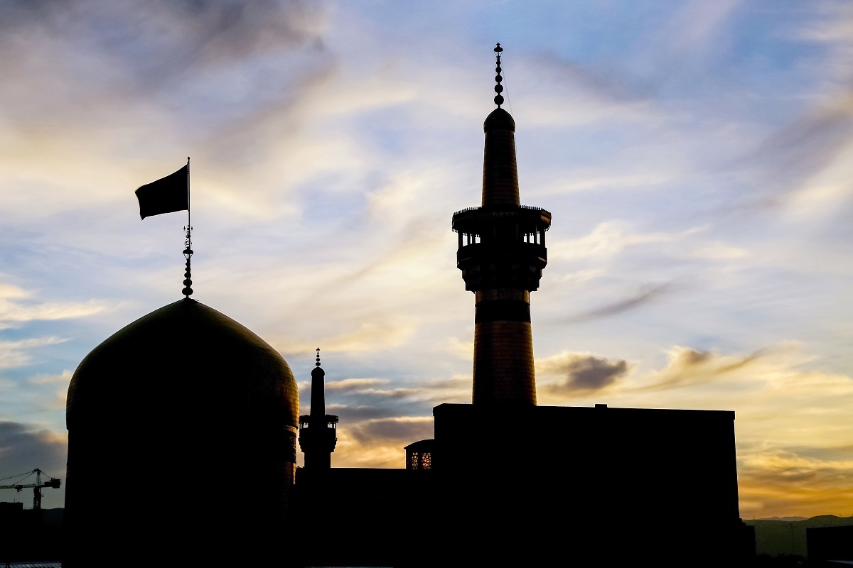 از عکاسی در حرم مطهر سیر نمیشوم از عکاسی در حرم مطهر سیر نمیشوم