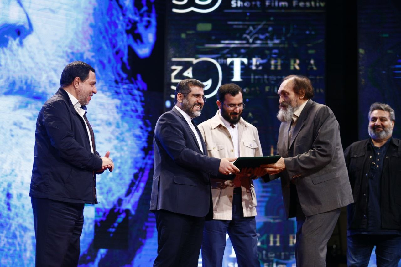 معرفی برگزیدگان سی و نهمین جشنواره بینالمللی فیلم کوتاه تهران+ عکس معرفی برگزیدگان سی و نهمین جشنواره بینالمللی فیلم کوتاه تهران+ عکس