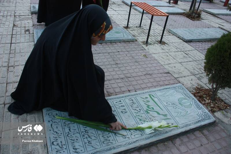 عاملان هتک حرمت به گلزار شهدای اراک دستگیر شدند + فیلم عاملان هتک حرمت به گلزار شهدای اراک دستگیر شدند + فیلم