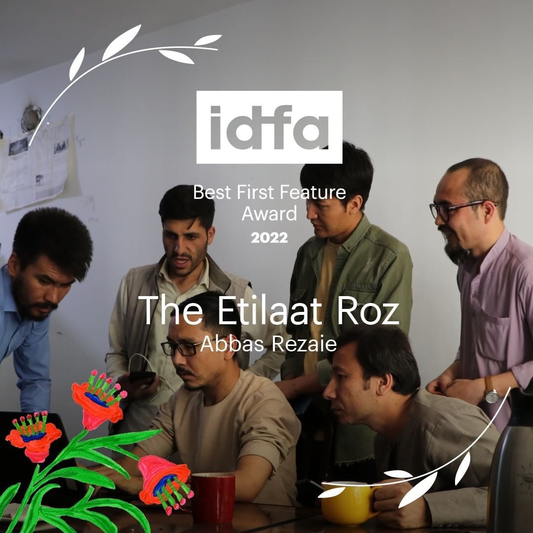 جایزه اول جشنواره مستند آمستردام در دستان عباس رضایی شاعر افغانستانی جایزه اول جشنواره مستند آمستردام در دستان عباس رضایی شاعر افغانستانی