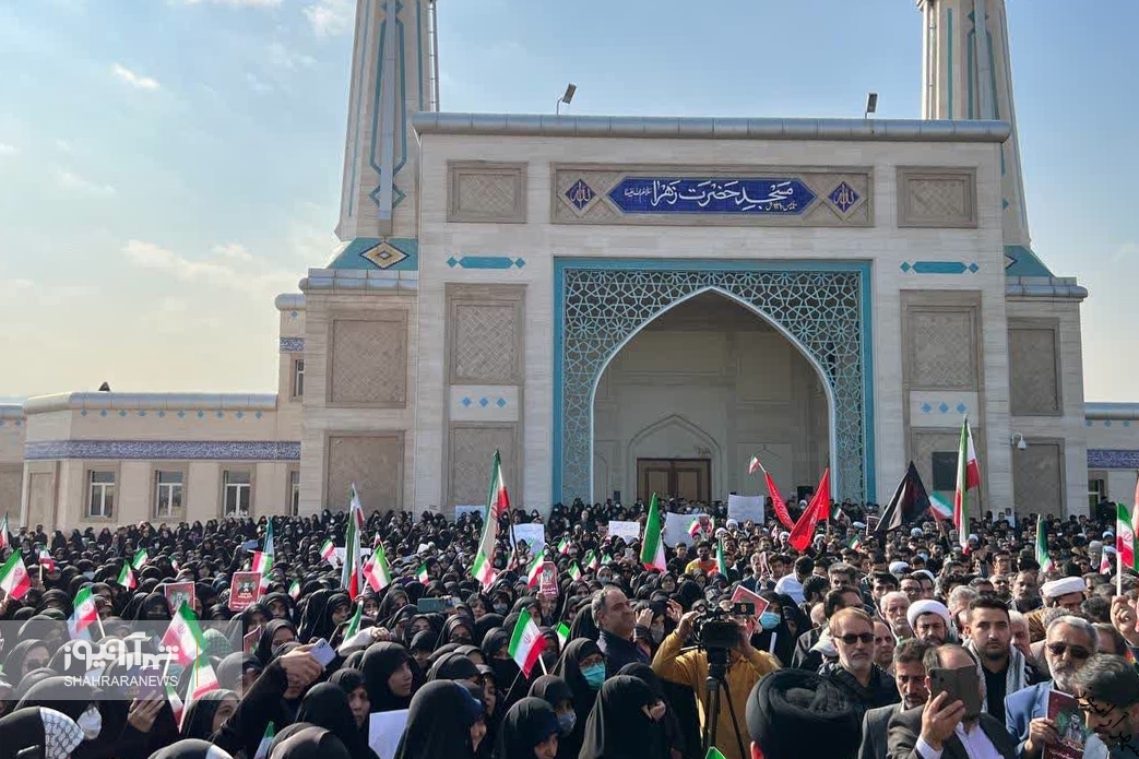 مراسم وداع با پیکر دو شهید امنیت در دانشگاه فردوسی برگزار شد مراسم وداع با پیکر دو شهید امنیت در دانشگاه فردوسی برگزار شد