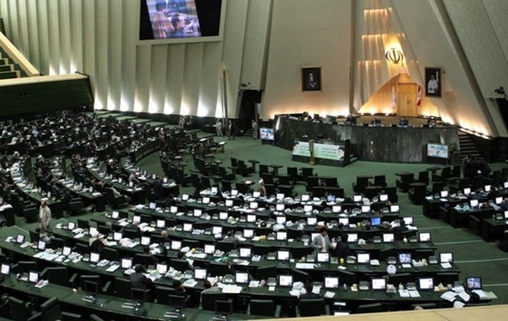 بررسی افزایش حقوق بازنشستگان و کارمندان و طرح بانکداری در جلسه علنی امروز مجلس (۸ آبان ۱۴۰۱)