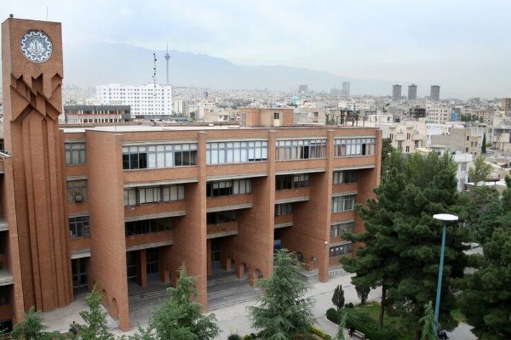 دانشگاه صنعتی شریف از آزادی دو دانشجوی بازداشتی خود خبر داد.