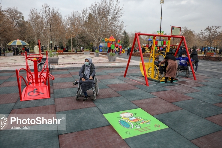 رئیس دبیرخانه ستاد هماهنگی و پیگیری مناسب‌سازی کشور با اشاره به اینکه درباره اماکن عمومی غیردولتی نیز ما ارزیابی دقیقی درباره وضعیت مناسب‌سازی یا عدم مناسب‌سازی این اماکن نداریم، گفت: در بحث مناسب‌سازی اتوبوس‌ها تلاش‌هایی شده است و قرار بود ۱۰۰ اتوبوس مناسب‌سازی شده وارد ناوگان حمل و نقل شهری شود تاکنون حدود ۷۱ دستگاه اتوبوس مناسب‌سازی شده آماده و وارد ناوگان حمل و نقل شهری در کل کشور شد.