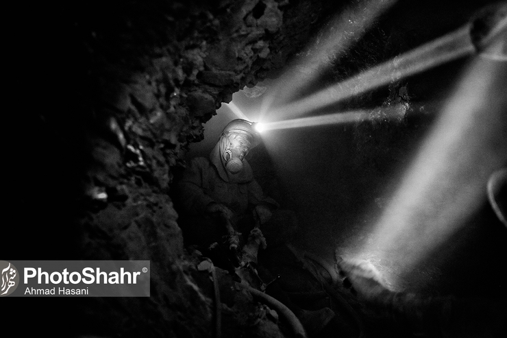 مدیر کل صنعت، معدن و تجارت خراسان رضوی گفت: بهره برداری از معدن سنگ آهن پلاسری ققنوس یک واقع در منطقه سنگان خواف به عنوان بزرگترین معدن سنگ آهن بخش خصوصی کشور از طریق مزایده عمومی واگذار می‌شود.