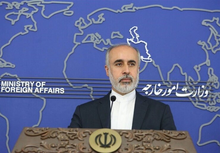 سخنگوی وزارت امور خارجه با اعلام اینکه تاکنون ۵ تبعه ایرانی در بین جان‌باختگان در حادثه سئول هستند، گفت: پیگیری‌ها از سوی سفارت ایران در کره‌جنوبی درباره آخرین وضعیت هموطنان ایرانی ادامه دارد.