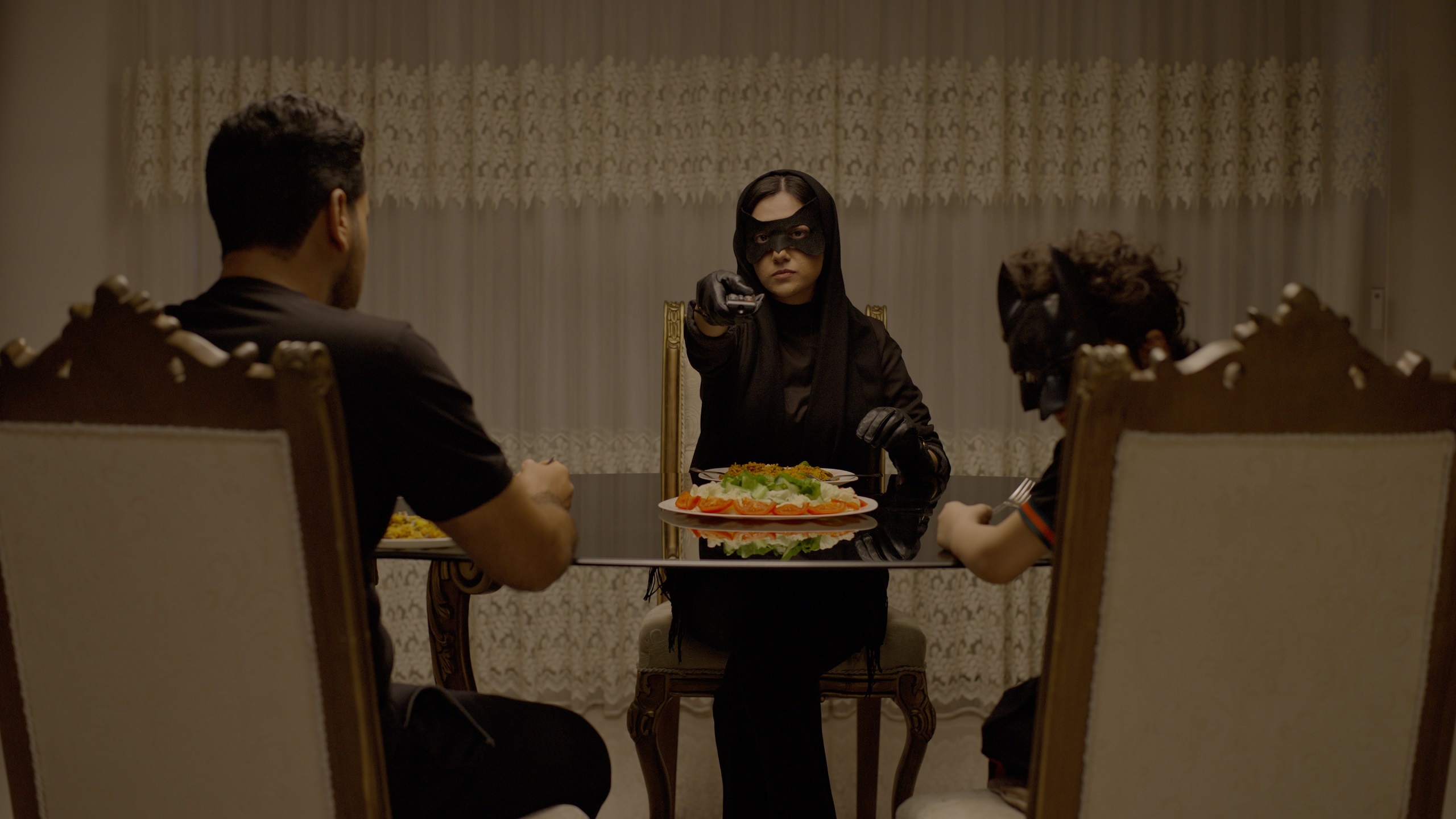 گفتگو با هادی شیبانی، که فیلم کوتاهش، «کت وُمَن»، در جشنوارههای خارجی دیده شد گفتگو با هادی شیبانی، که فیلم کوتاهش، «کت وُمَن»، در جشنوارههای خارجی دیده شد