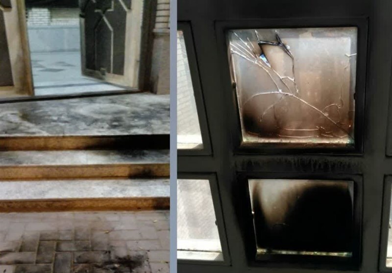 حمله افراد ناشناس به حوزه علمیه آیتالله یثربی در کاشان + تصویر حمله افراد ناشناس به حوزه علمیه آیتالله یثربی در کاشان + تصویر