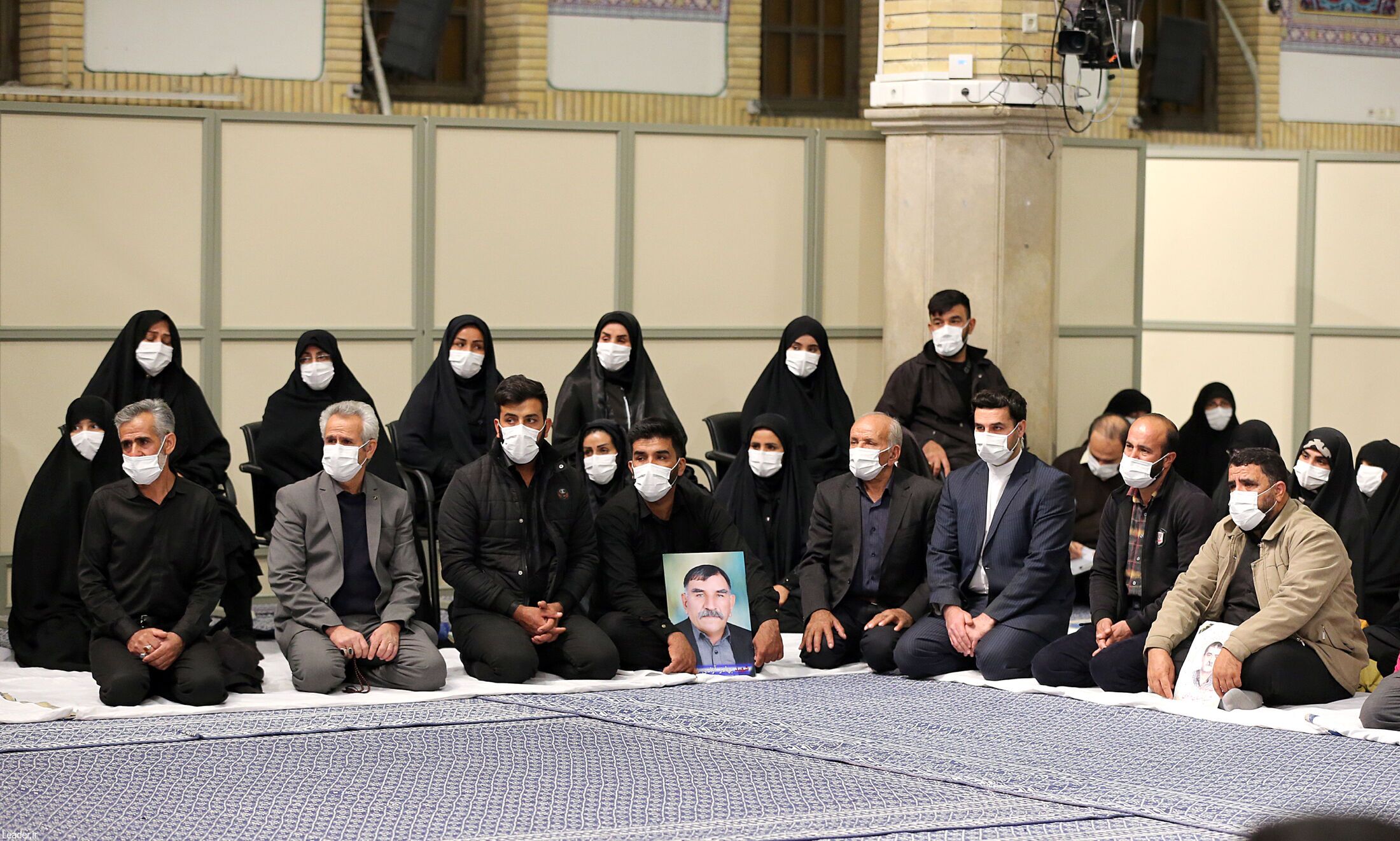 رهبر انقلاب: حادثه تروریستی شاهچراغ موجب رسوایی آمریکایی‌ها شد| دستگاه‌های فرهنگی جنایت‌های دشمنان را برای جوانان تبیین کنند+ عکس