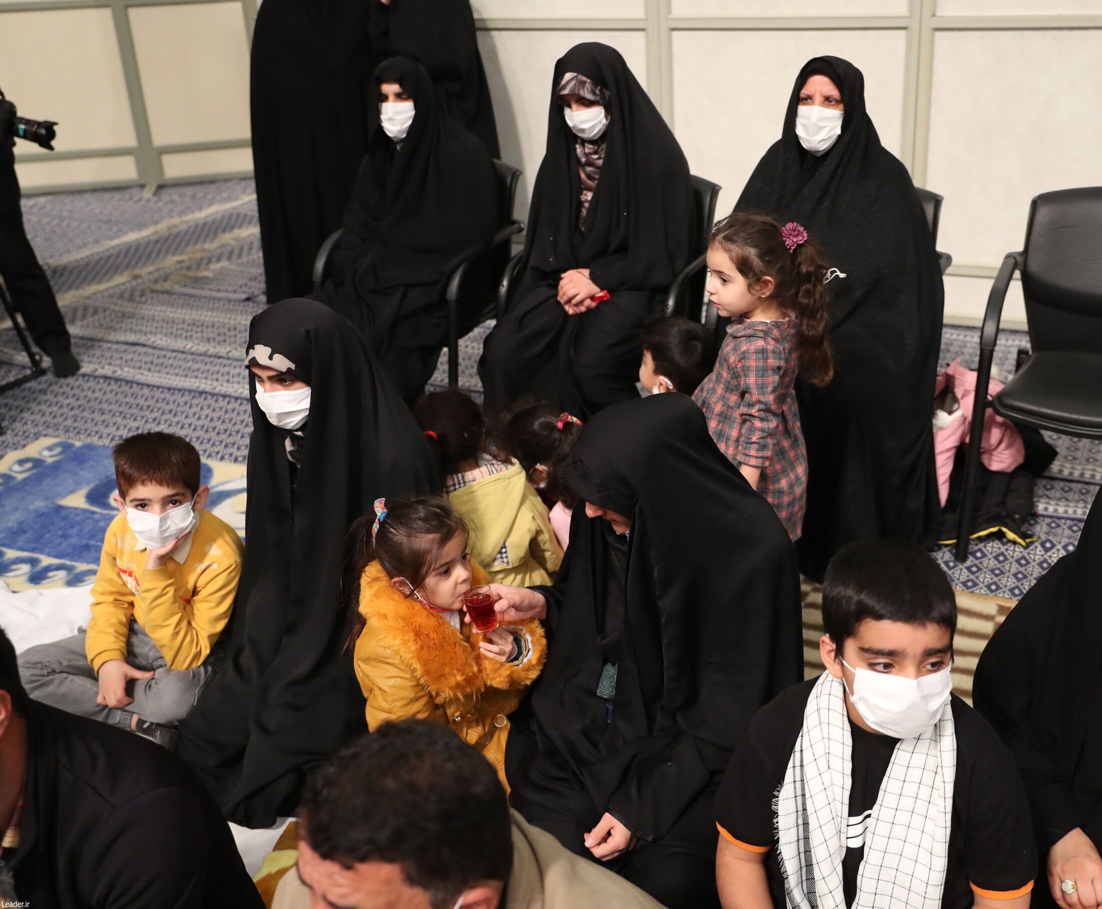 رهبر انقلاب: حادثه تروریستی شاهچراغ موجب رسوایی آمریکایی‌ها شد| دستگاه‌های فرهنگی جنایت‌های دشمنان را برای جوانان تبیین کنند+ عکس