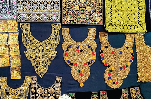 ما در قلب تاریخ ریشه داریم ما در قلب تاریخ ریشه داریم