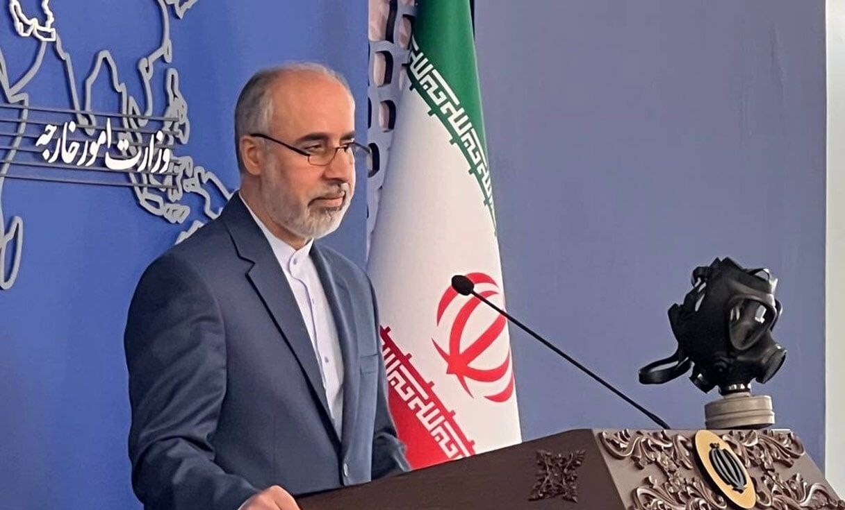 حضور متفاوت سخنگوی وزارت خارجه در جمع خبرنگاران+ عکس حضور متفاوت سخنگوی وزارت خارجه در جمع خبرنگاران+ عکس