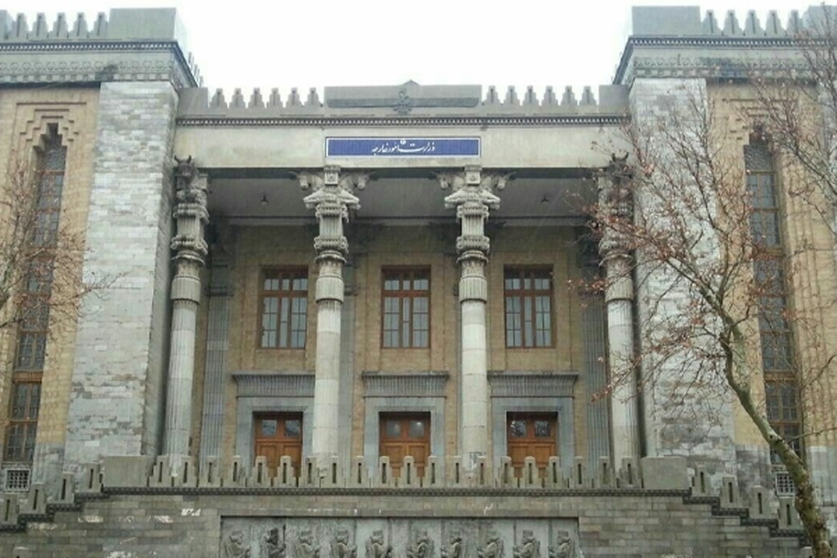 احضار سفیر فرانسه به وزارت امور خارجه
