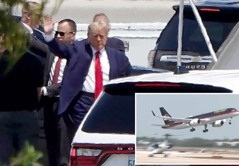 پرواز ترامپ به نیویورک برای محاکمه + عکس و فیلم پرواز ترامپ به نیویورک برای محاکمه + عکس و فیلم