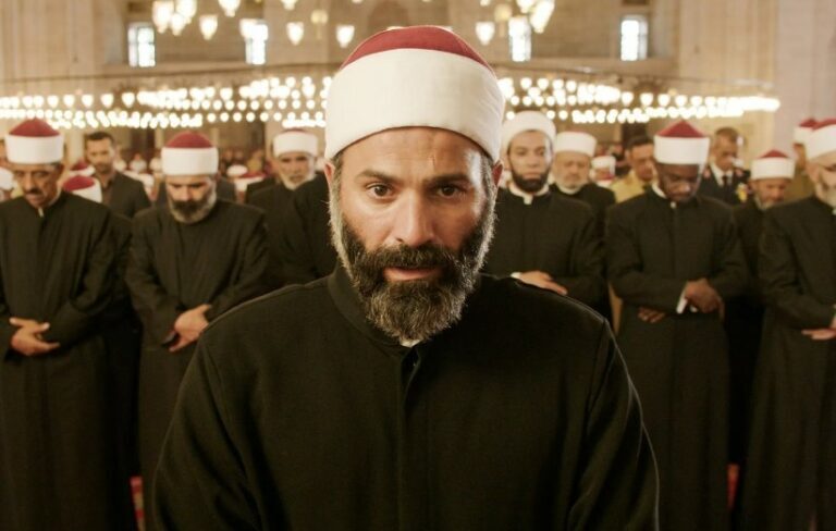 نگاهی به فیلم سینمایی «پسری از بهشت»