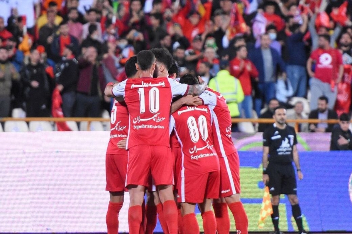 گل‌محمدی و بازیکنان پرسپولیس کوتاه آمدند