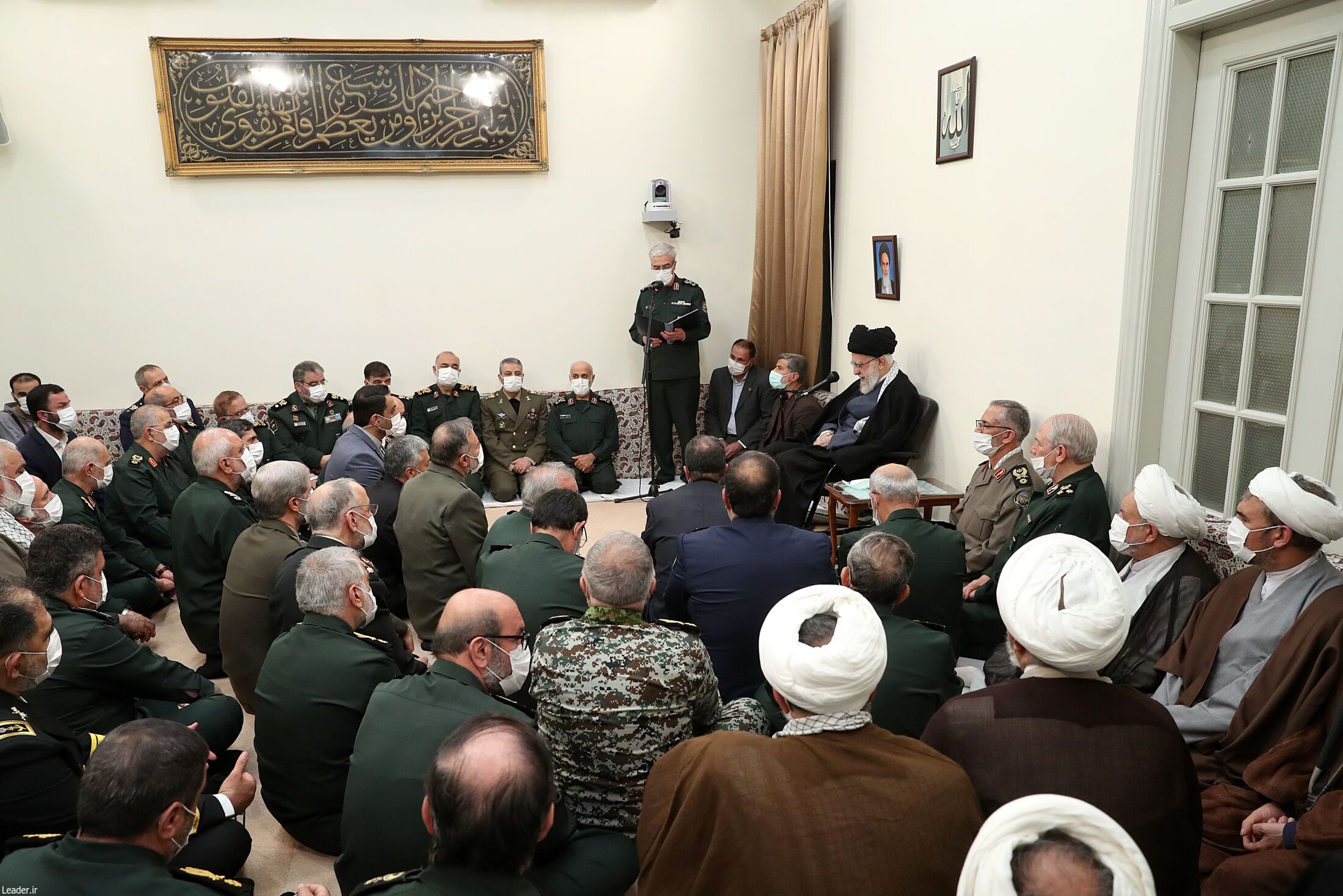 رهبر انقلاب خطاب به فرماندهان نیروهای مسلح: به هیچ حدی از پیشرفت قانع نباشید و بدون توقف به جلو بروید+ فیلم و عکس رهبر انقلاب خطاب به فرماندهان نیروهای مسلح: به هیچ حدی از پیشرفت قانع نباشید و بدون توقف به جلو بروید+ فیلم و عکس