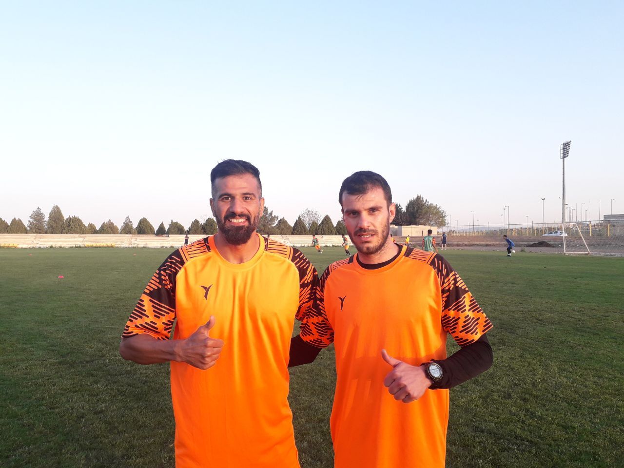 آغاز تمرینات شادکام مشهد با حضور ستارههای مشهدی+ عکس آغاز تمرینات شادکام مشهد با حضور ستارههای مشهدی+ عکس