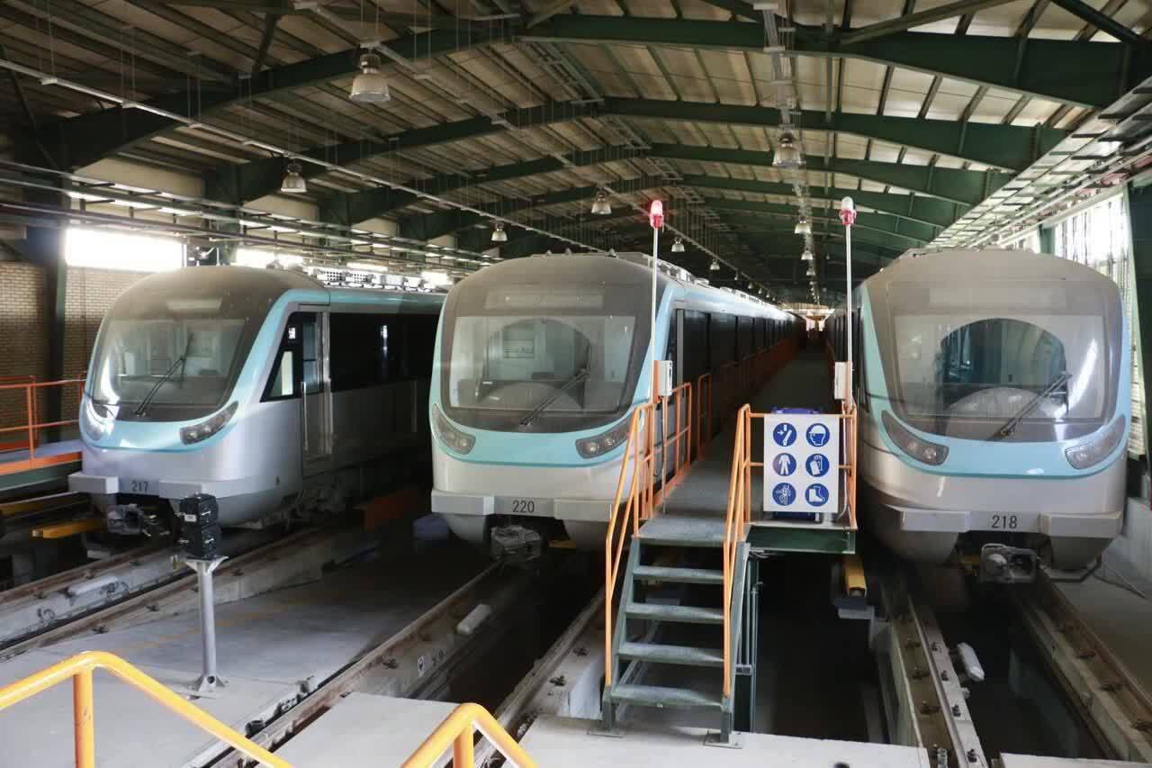 سه رام قطار به ارزش ۱۵ میلیون یورو به ناوگان خط دو قطار شهری مشهد اضافه شد