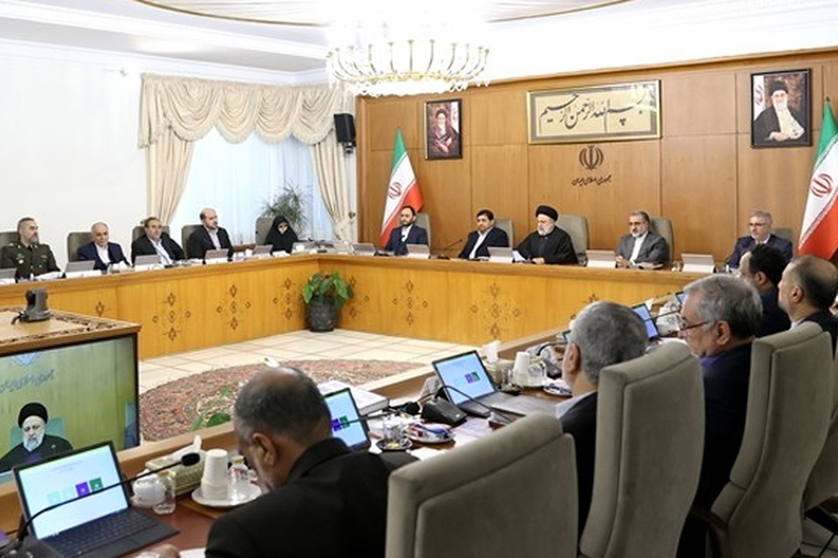 رئیسی: روحیه جهادی شهید سلیمانی برای مدیران دستگاه‌های اجرایی الگو است