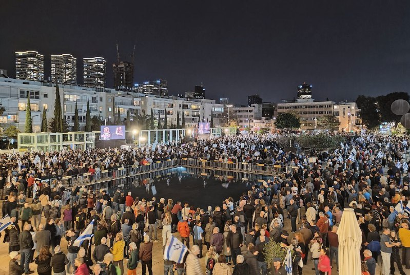 درگیری تظاهراتکنندگان ضد نتانیاهو در تلآویو + فیلم و عکس درگیری تظاهراتکنندگان ضد نتانیاهو در تلآویو + فیلم و عکس