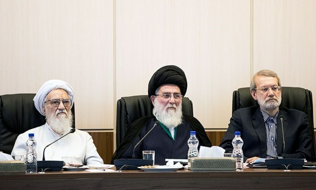 چه اتفاقی برای علیاکبر ولایتی افتاده است؟! + عکس چه اتفاقی برای علیاکبر ولایتی افتاده است؟! + عکس